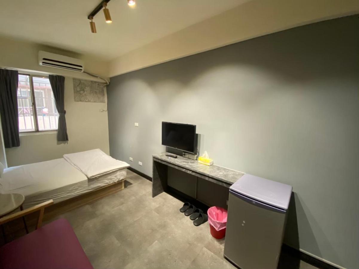 Fengjia Gift Box Homestay Tajcshung Kültér fotó