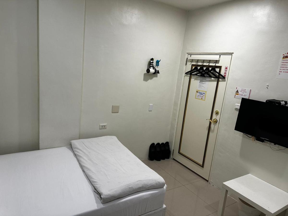 Fengjia Gift Box Homestay Tajcshung Kültér fotó