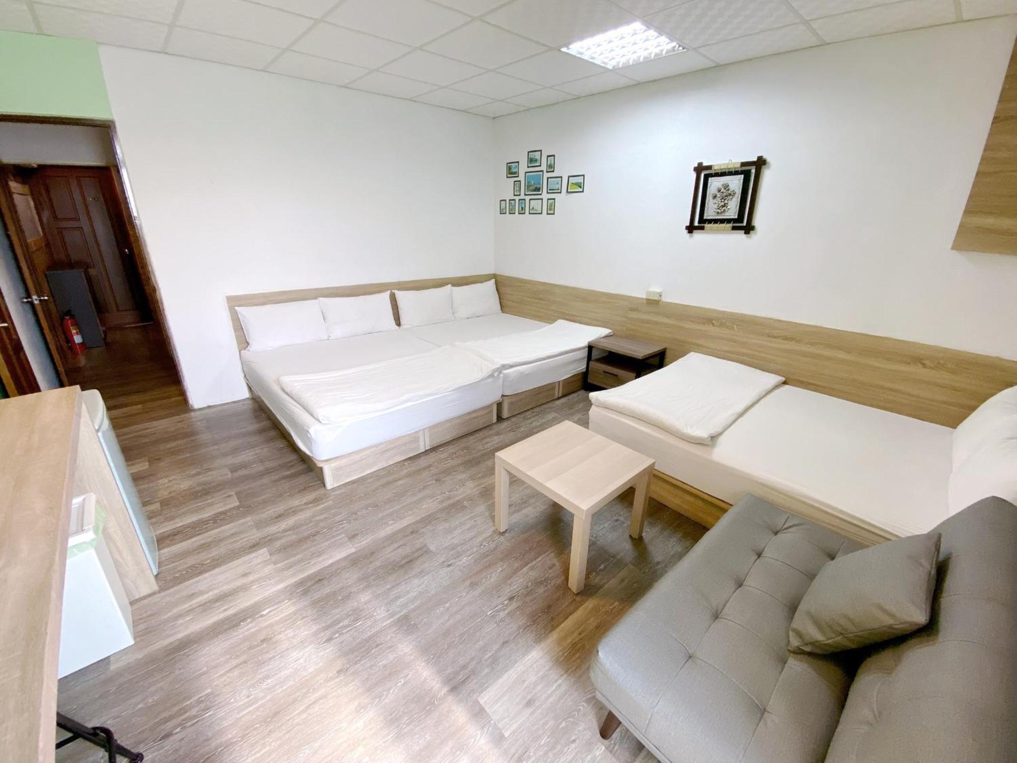 Fengjia Gift Box Homestay Tajcshung Kültér fotó