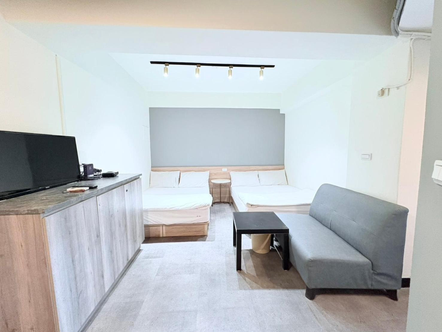 Fengjia Gift Box Homestay Tajcshung Kültér fotó